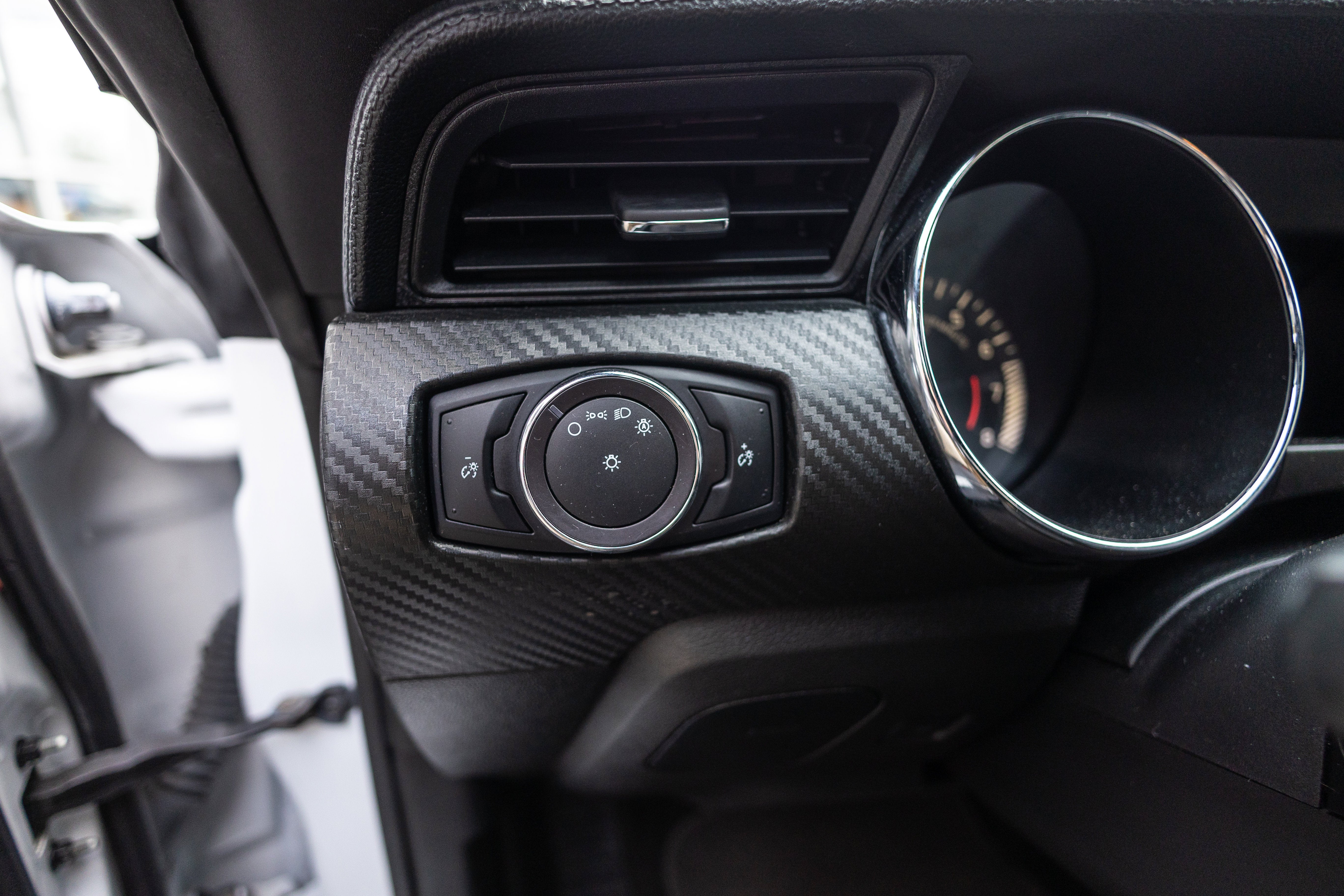 2017 Ford Mustang V6