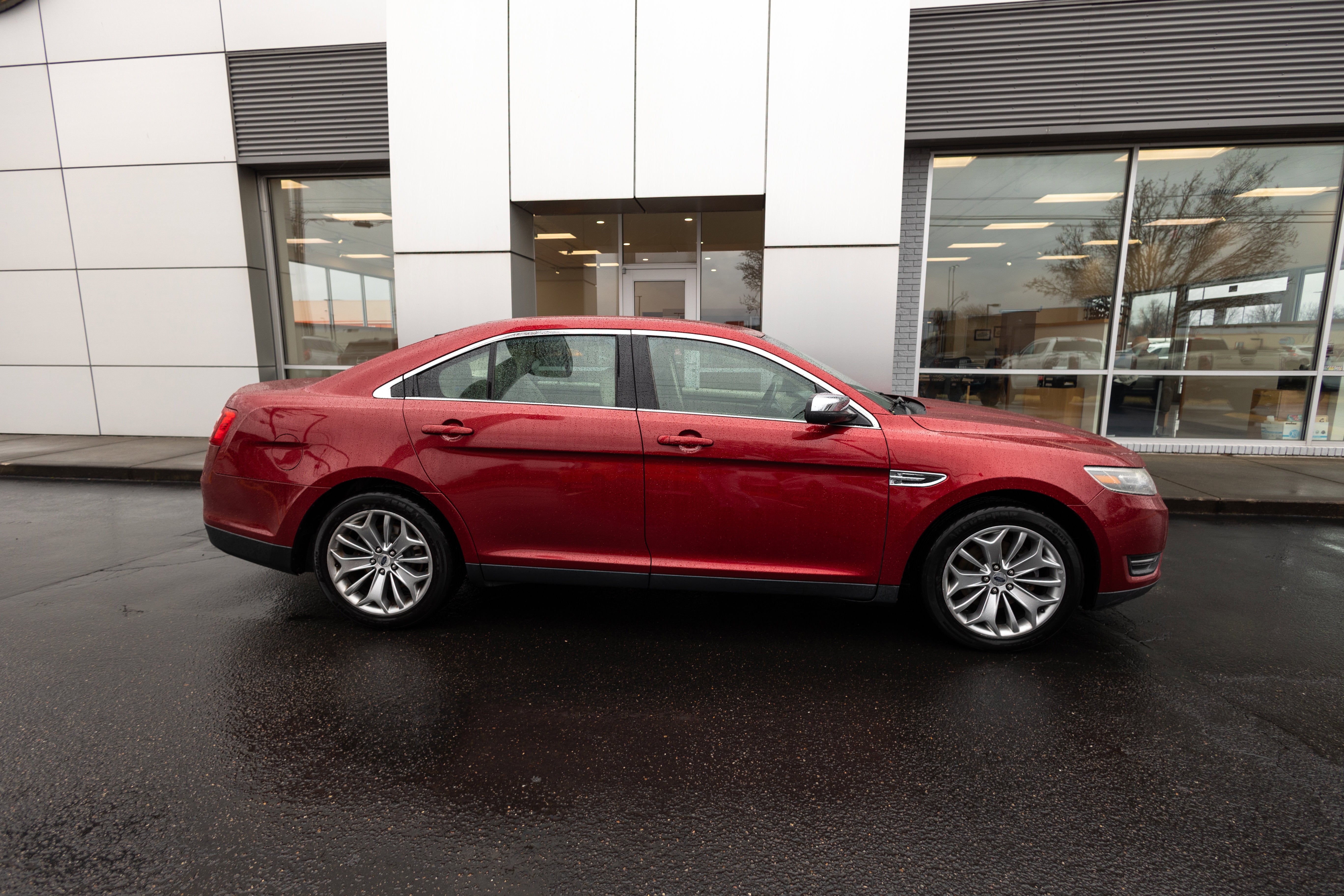 2015 Ford Taurus Limited