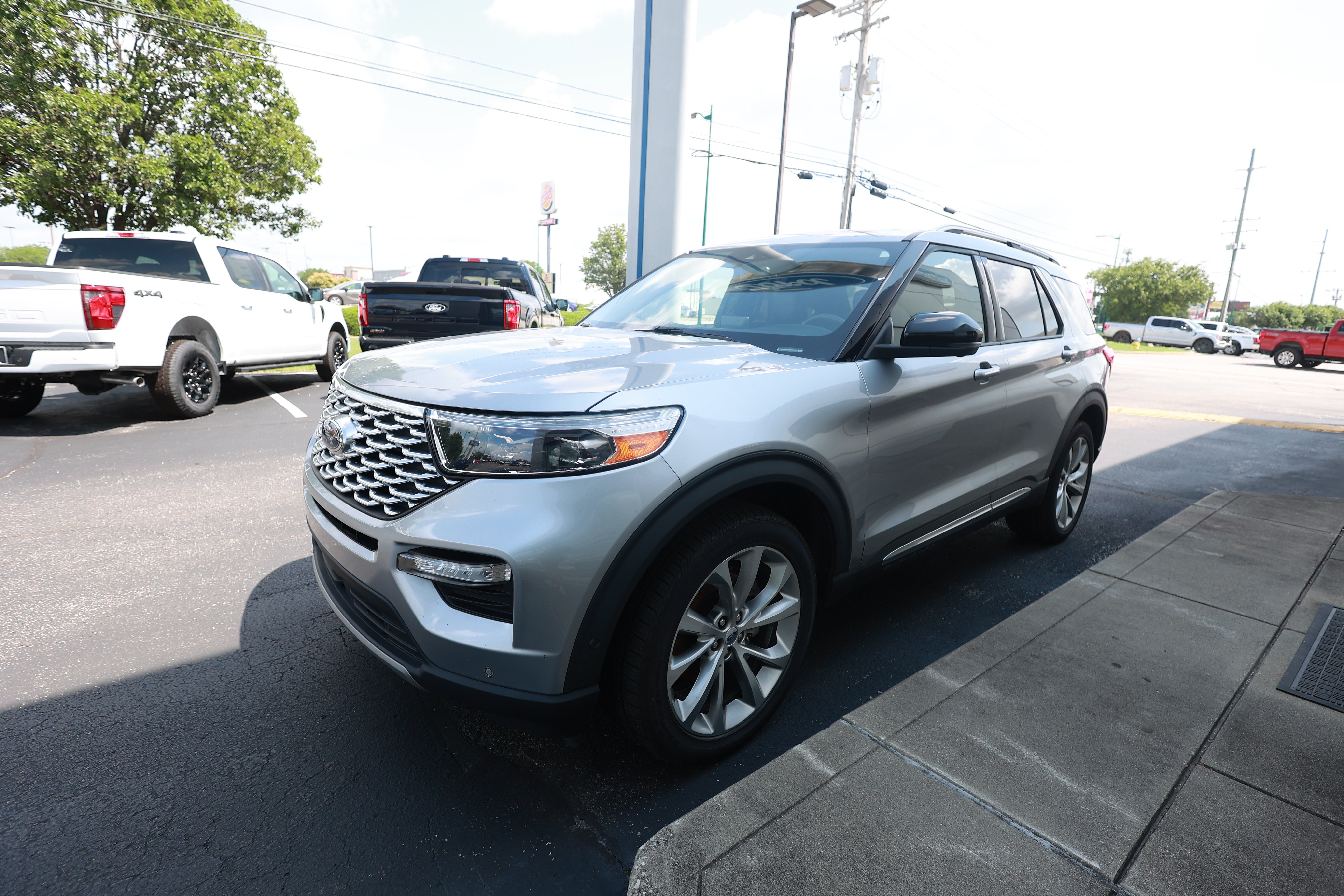 2021 Ford Explorer Platinum