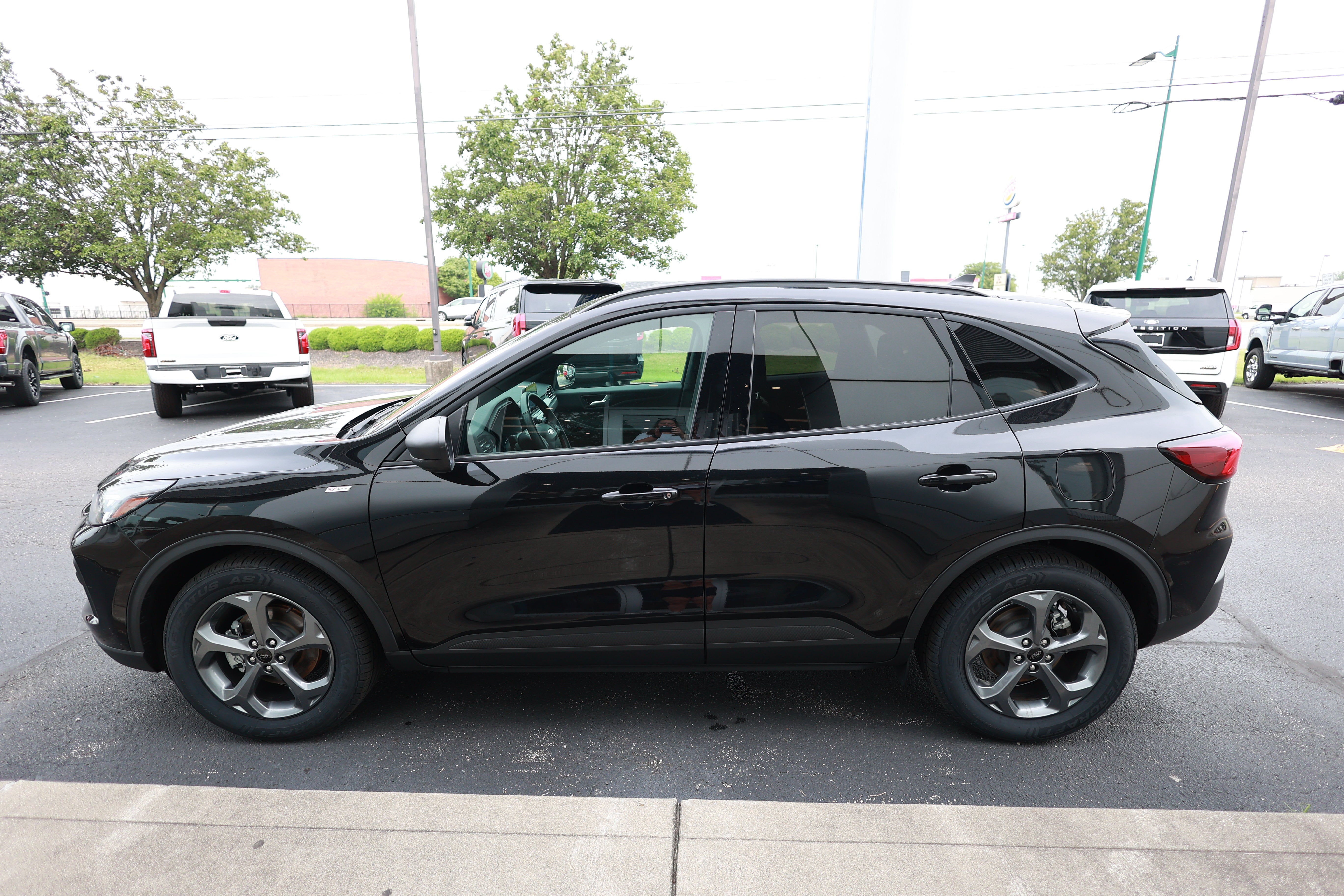 2025 Ford Escape ST-Line