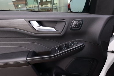 2026 Ford Escape Platinum