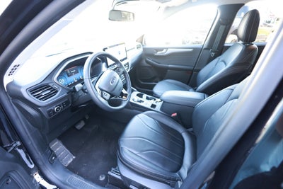 2025 Ford Escape Platinum