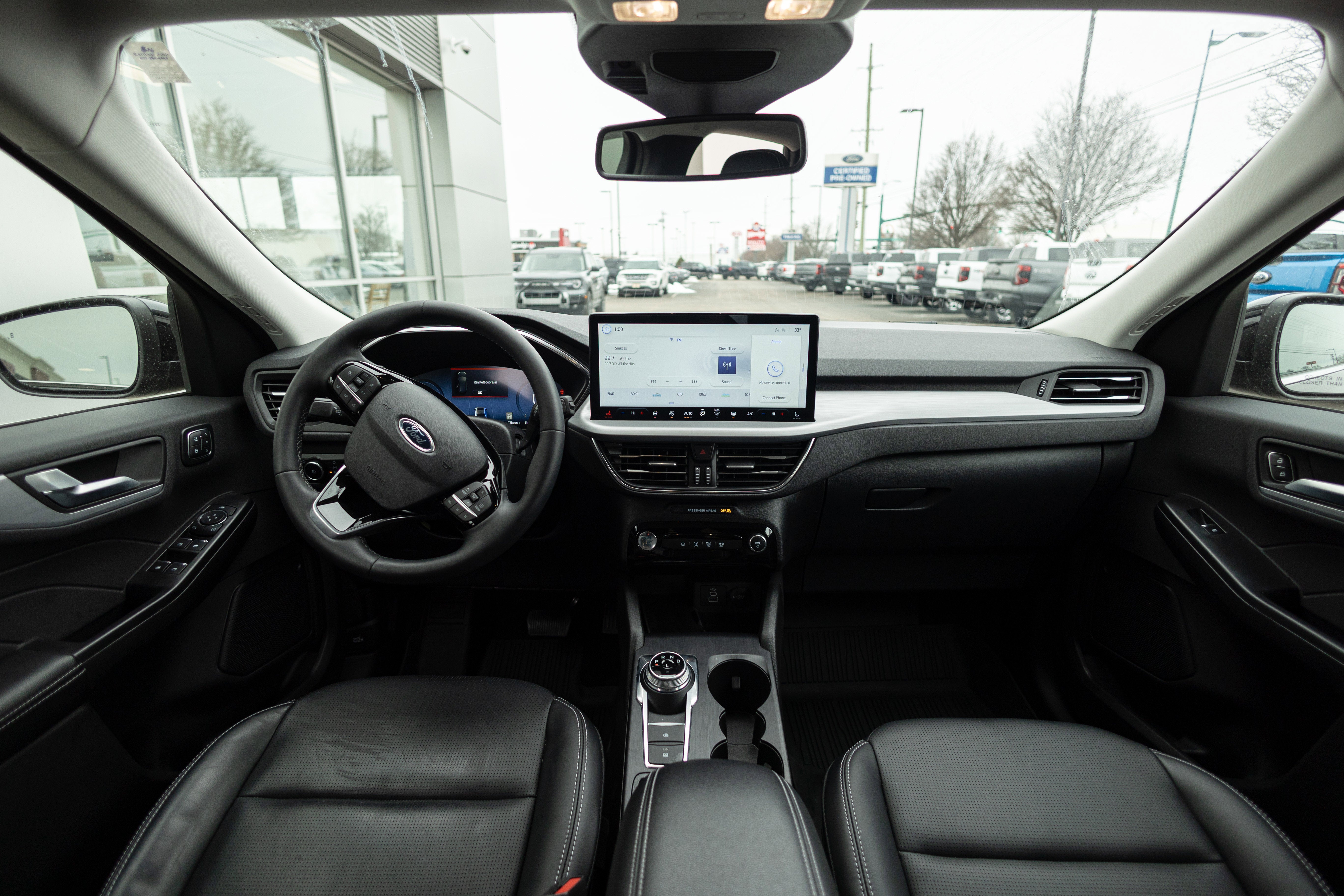 2025 Ford Escape Platinum