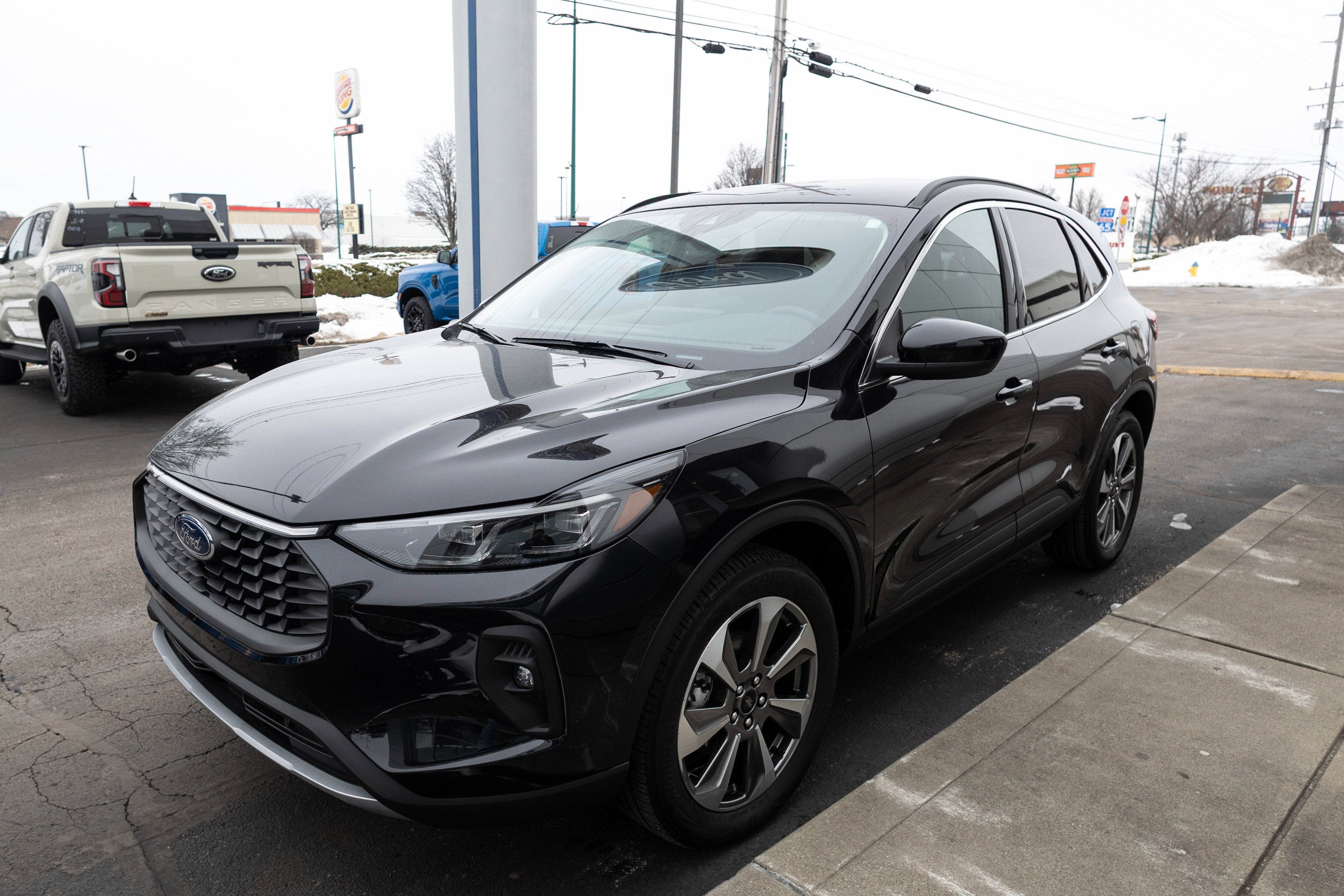 2025 Ford Escape Platinum