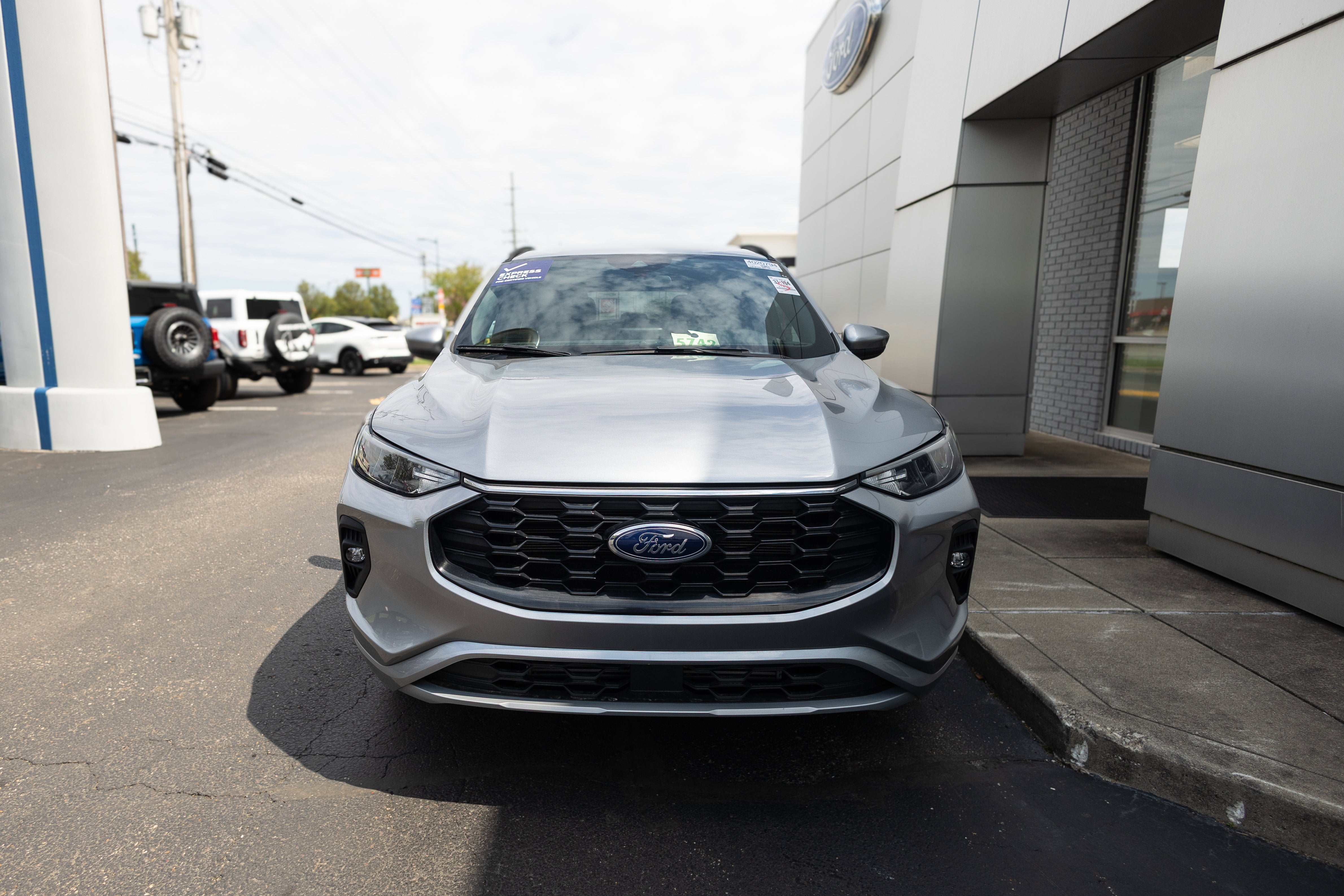 2023 Ford Escape ST-Line Select