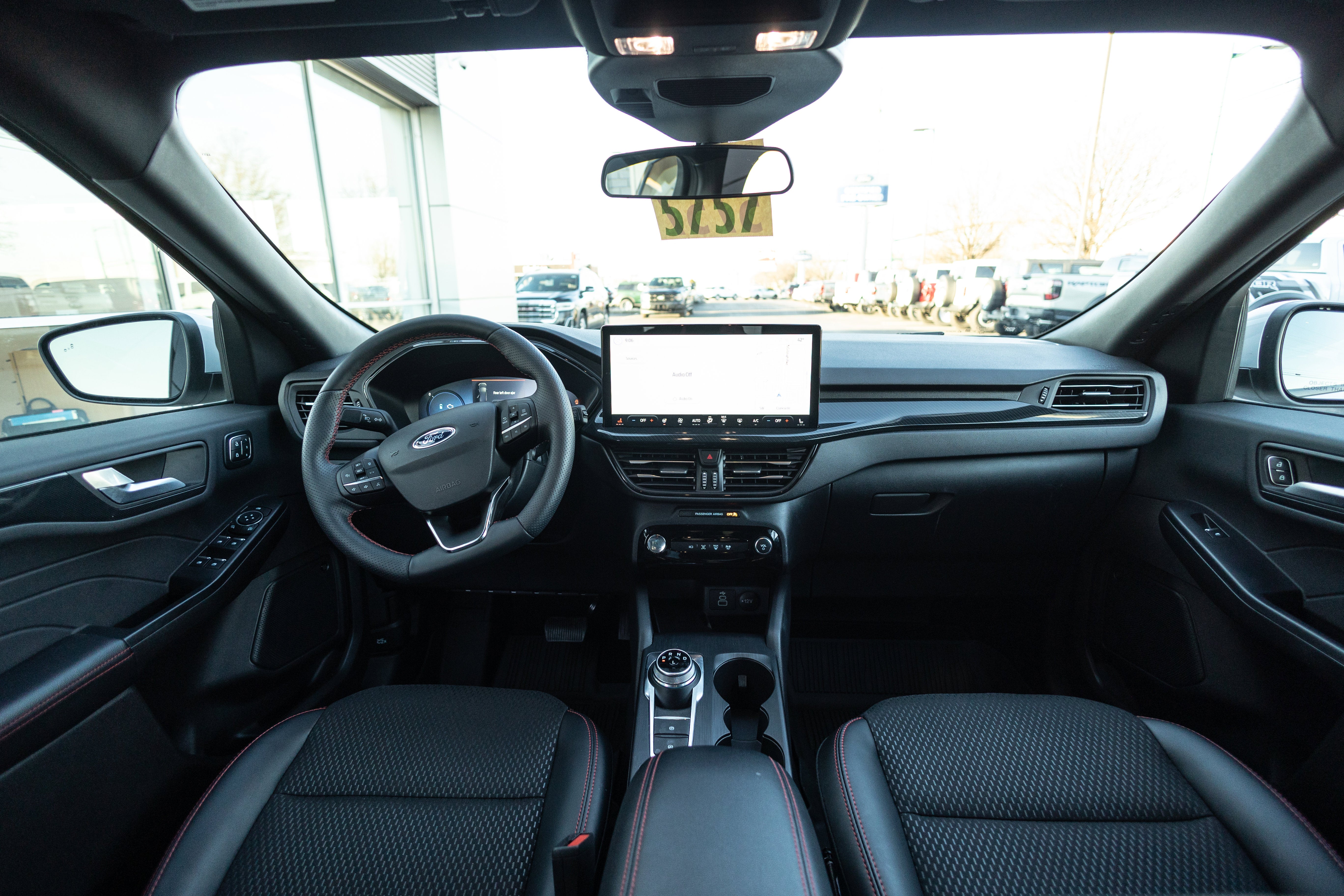 2025 Ford Escape ST-Line Select