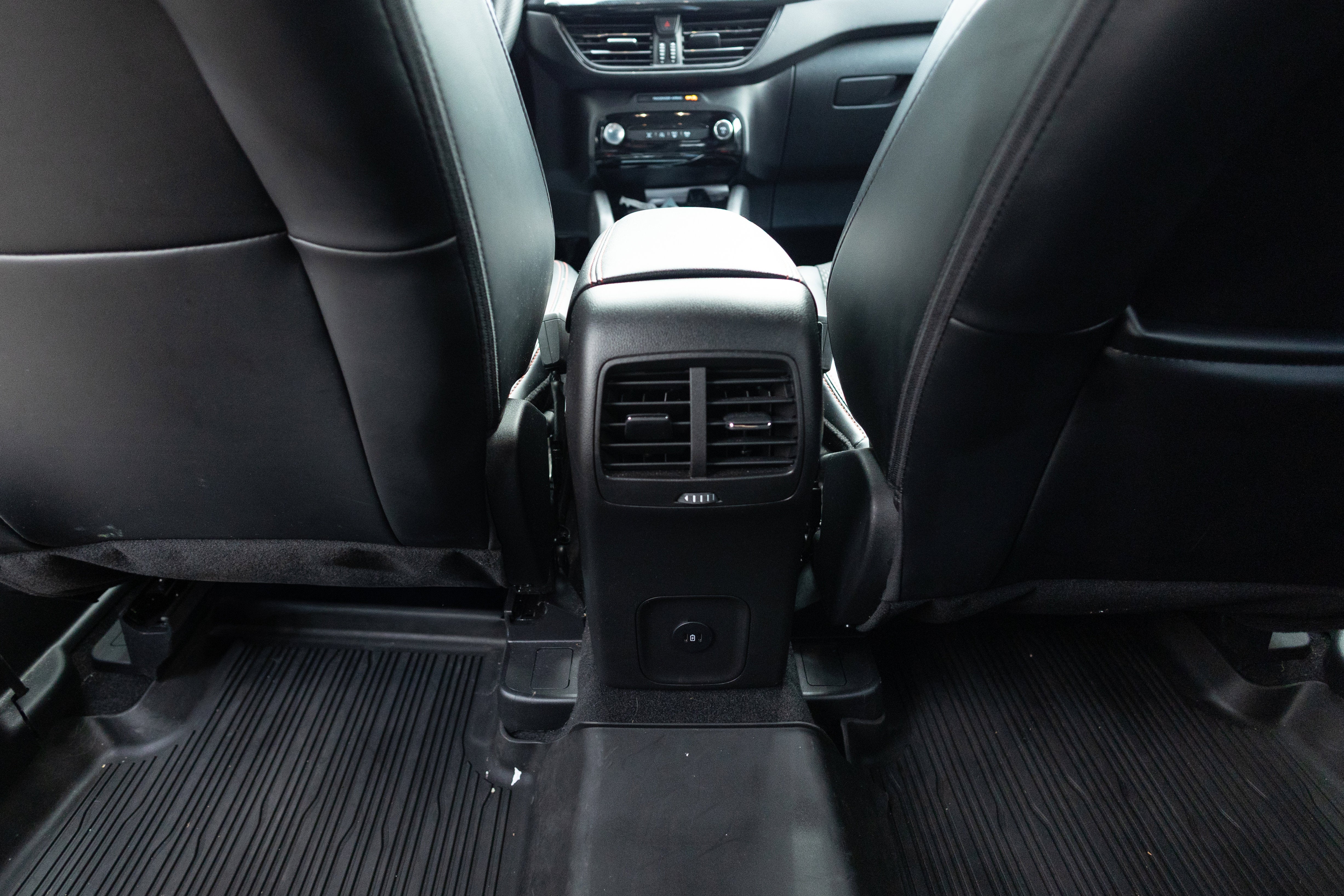 2025 Ford Escape ST-Line Elite