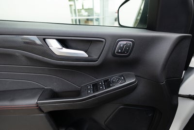 2025 Ford Escape ST-Line Elite