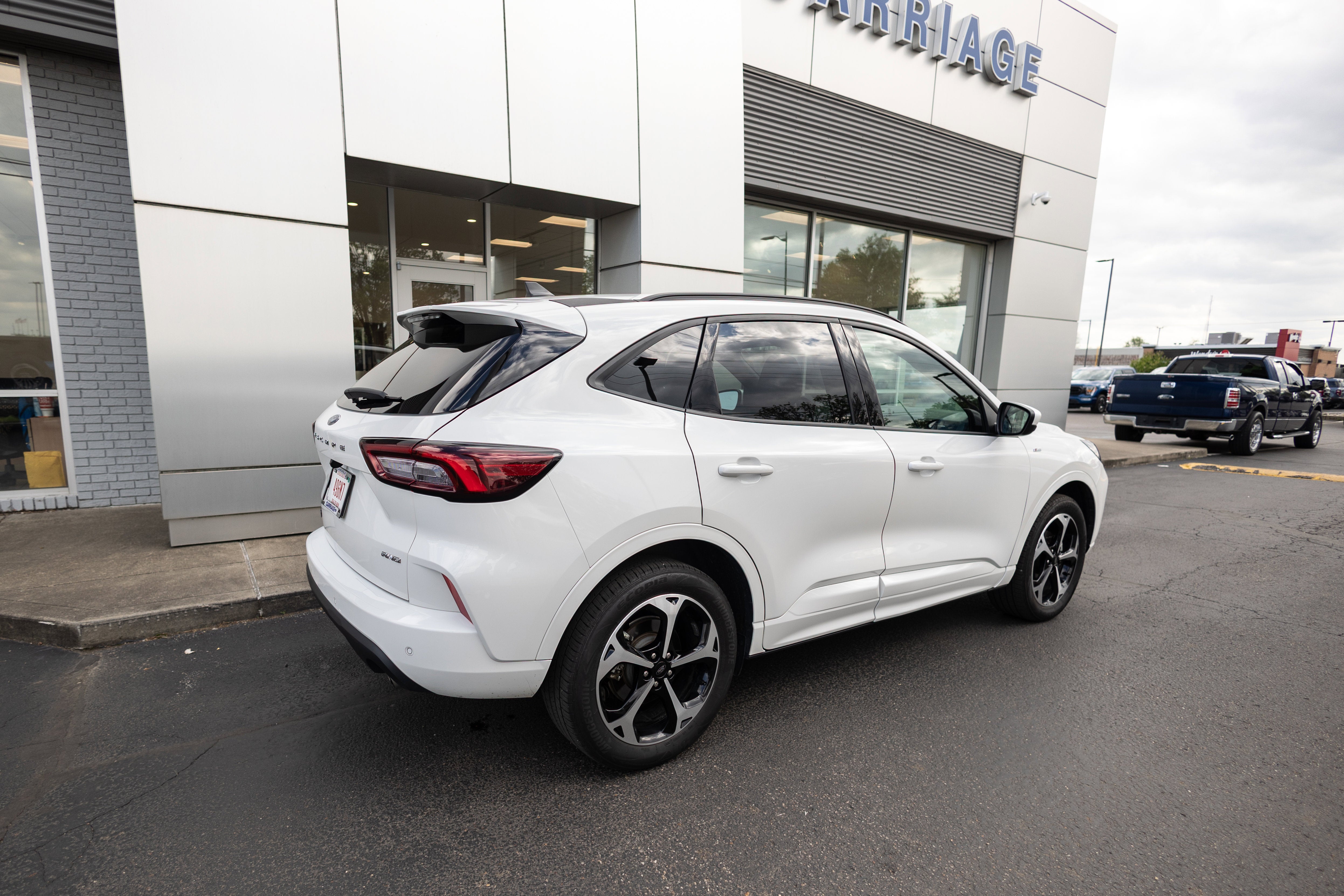 2025 Ford Escape ST-Line Elite