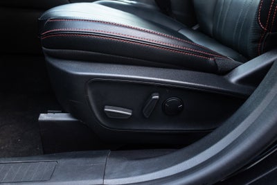 2025 Ford Escape ST-Line Elite