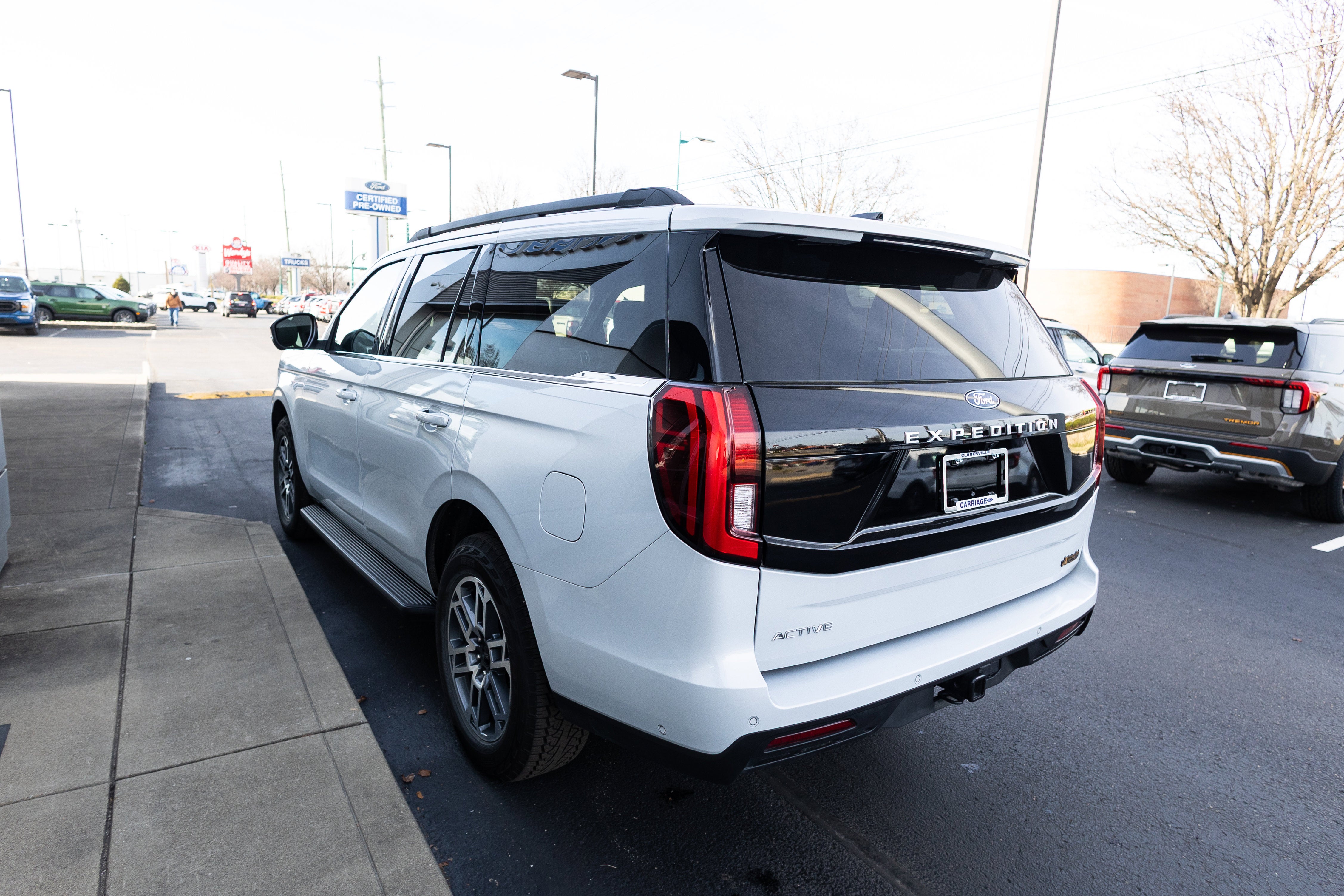 2025 Ford Expedition Active