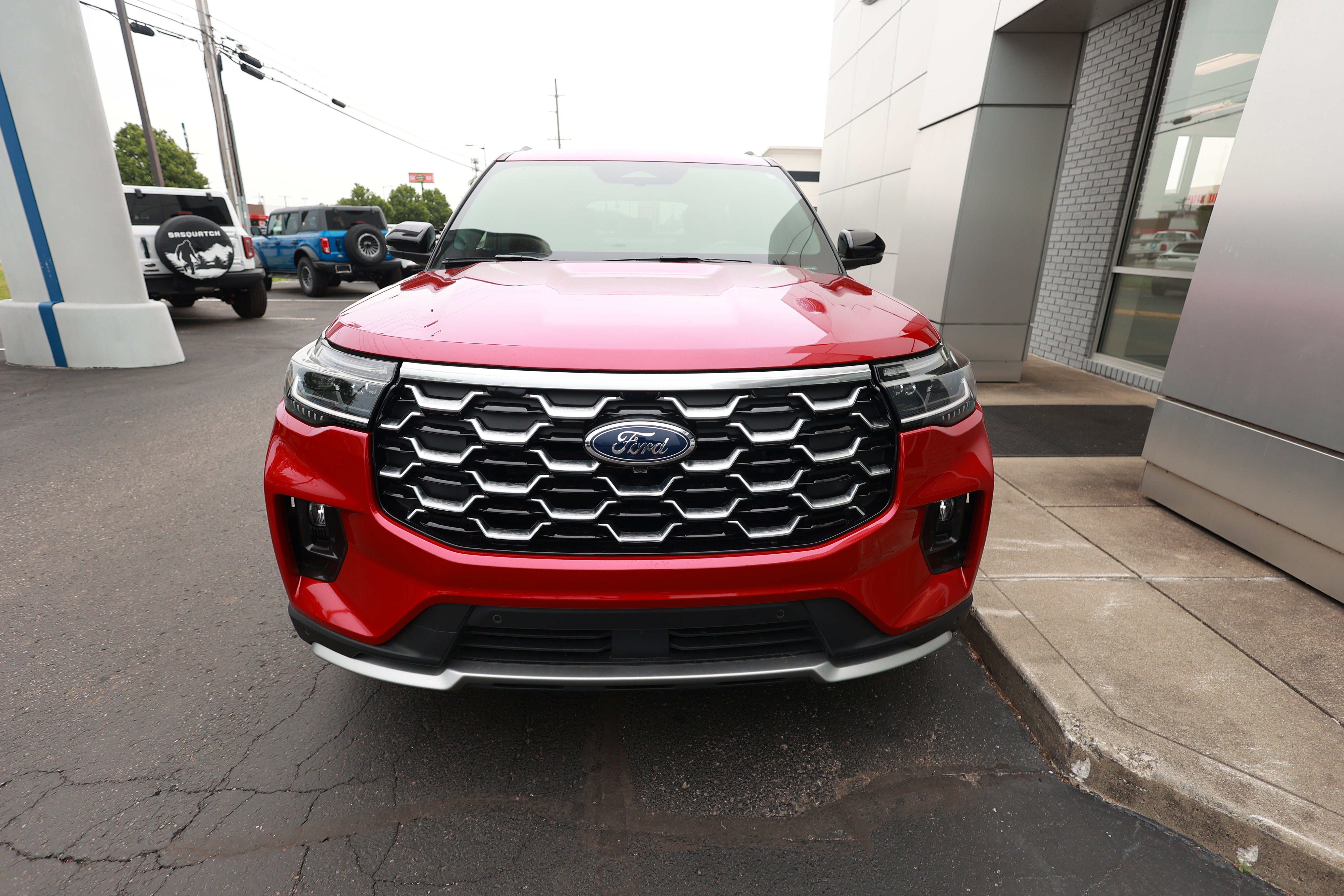 2025 Ford Explorer Platinum