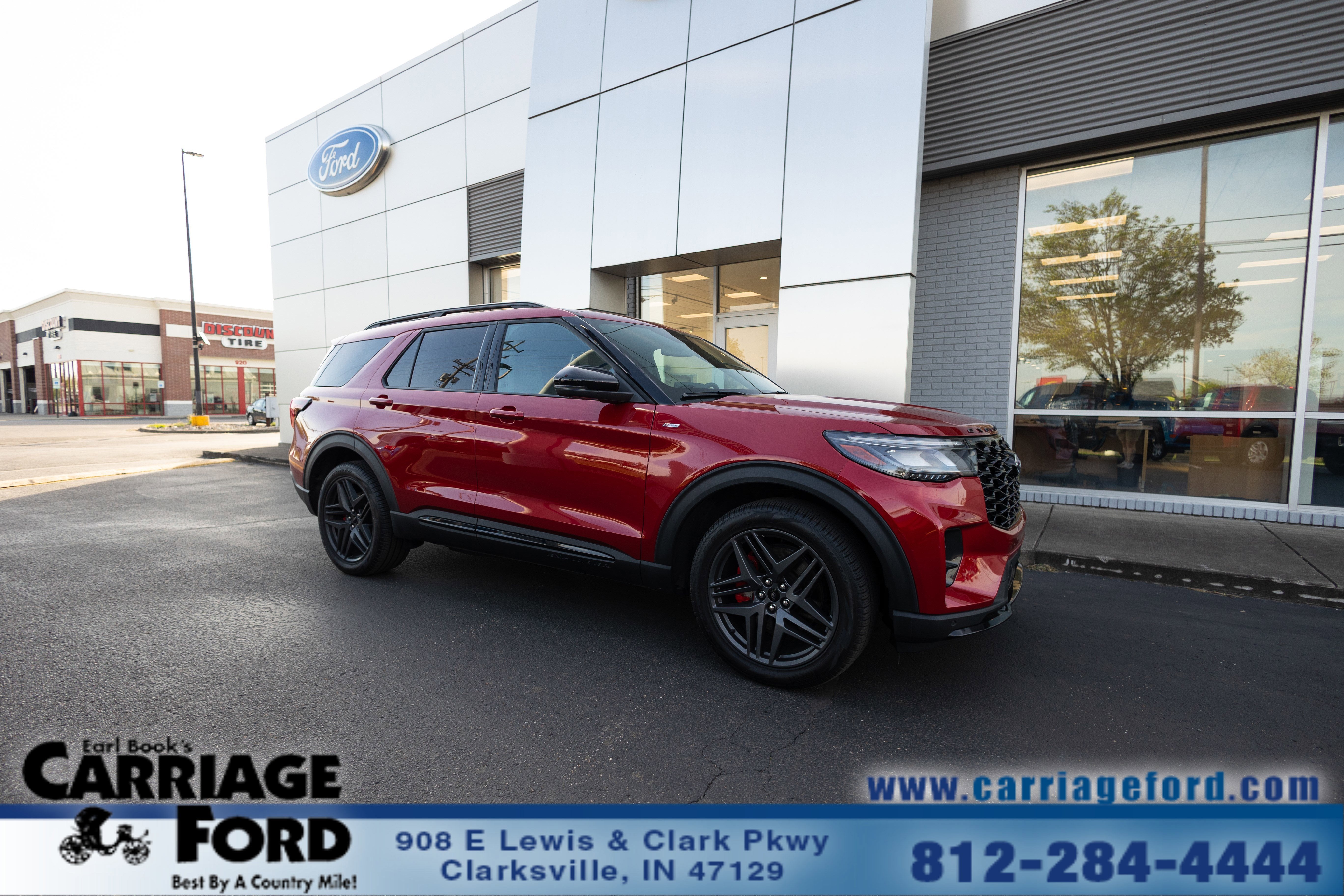2025 Ford Explorer ST-Line