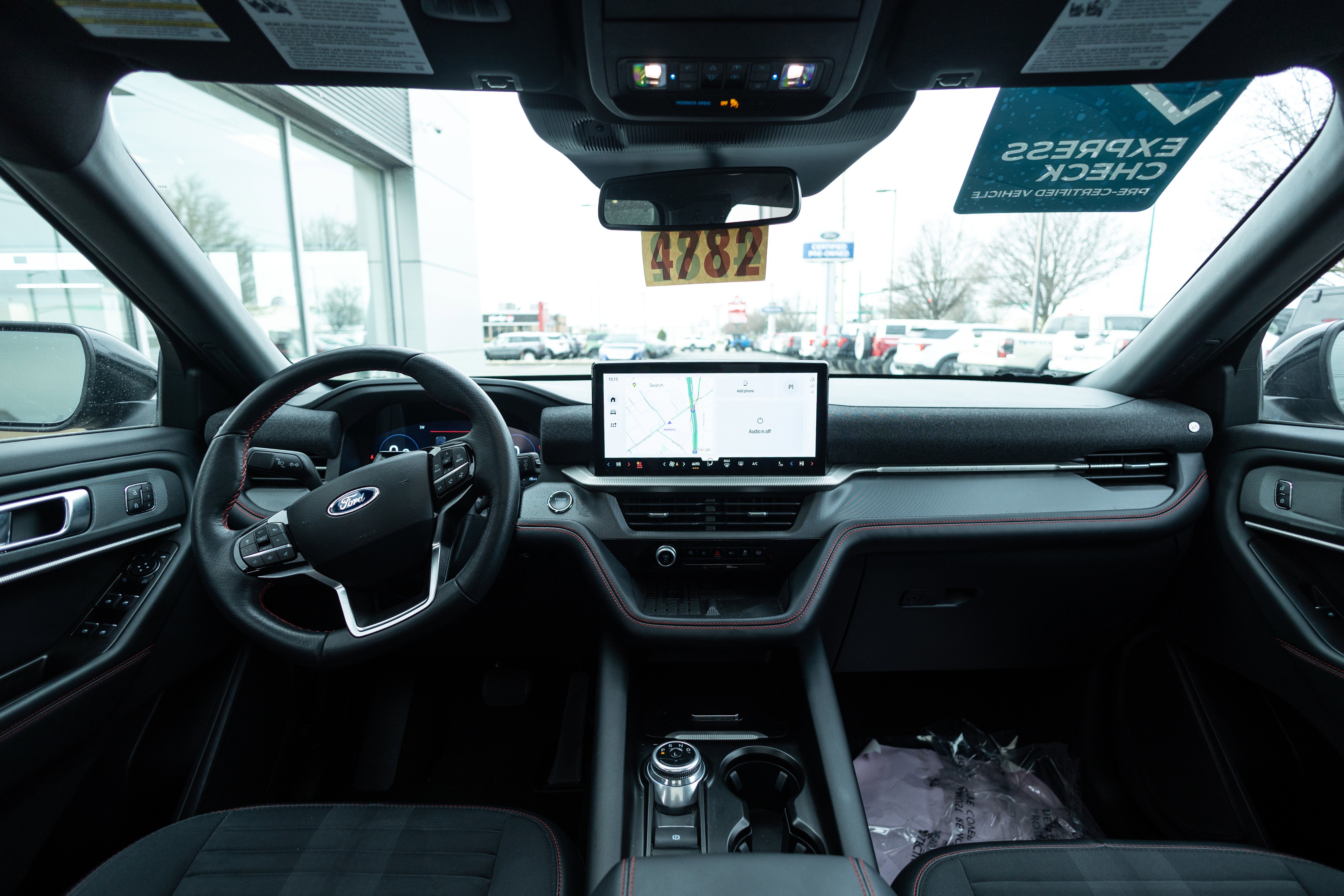 2025 Ford Explorer ST-Line