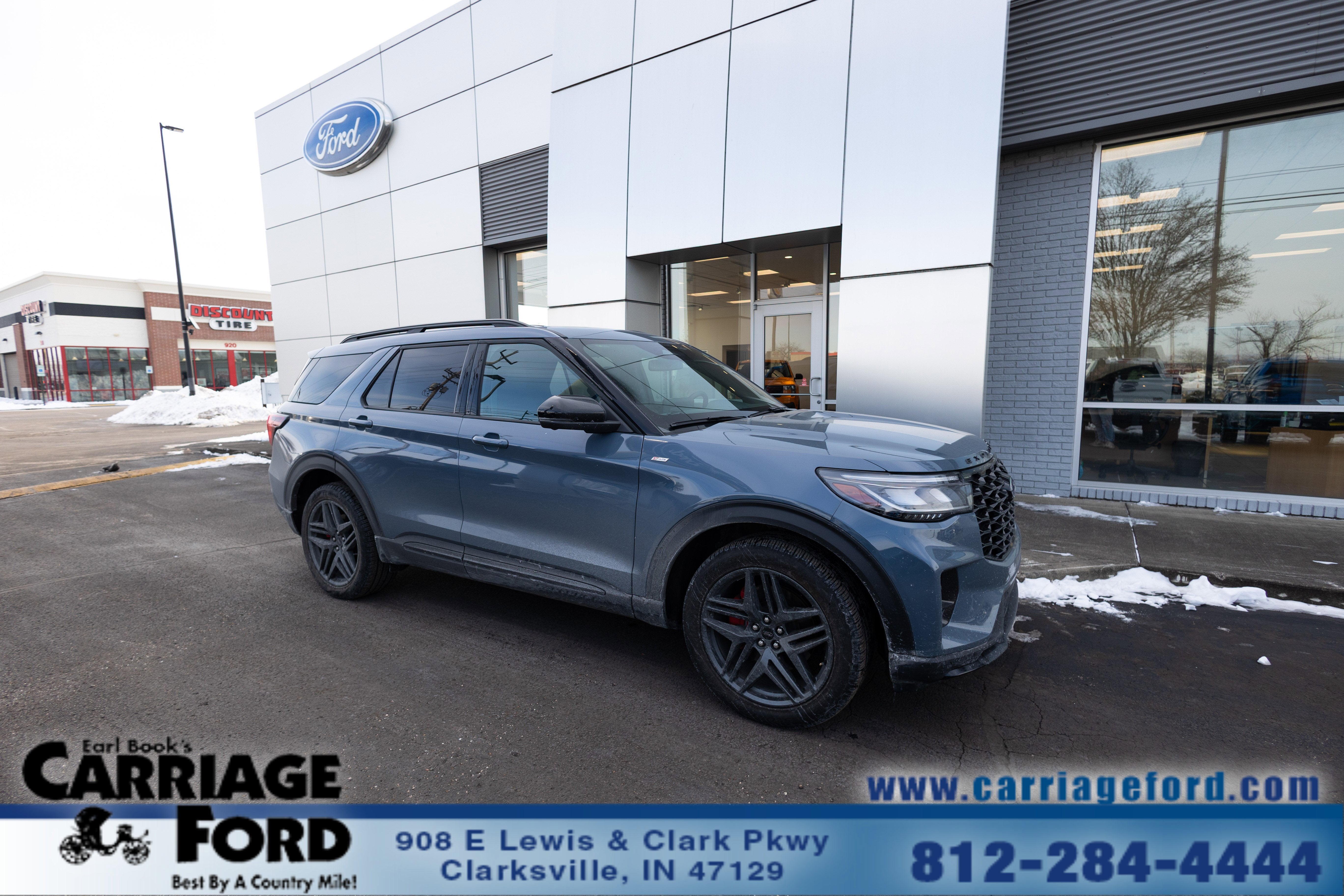 2025 Ford Explorer ST-Line