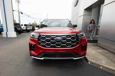 2025 Ford Explorer Platinum