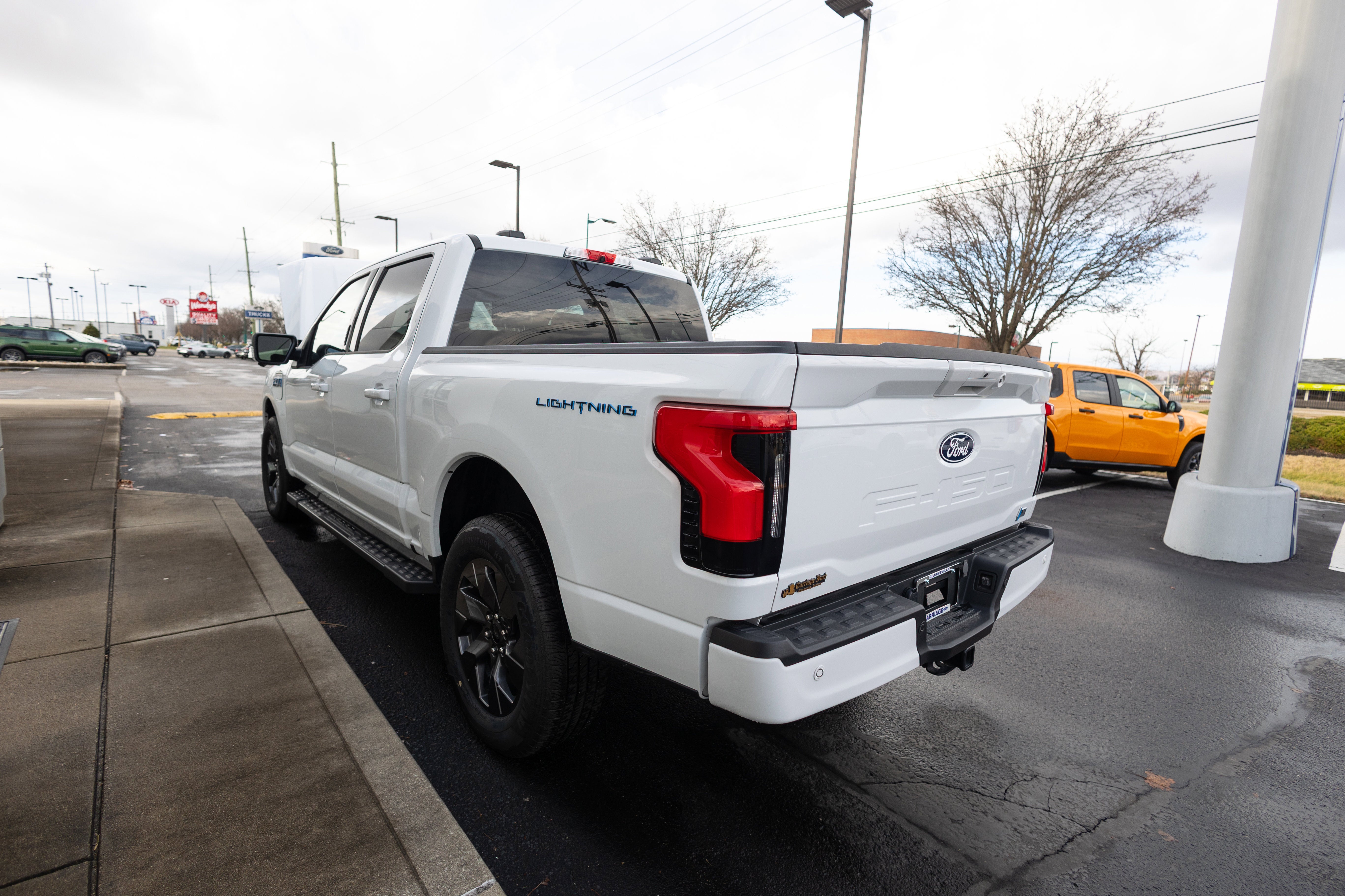 2024 Ford F-150 Lightning Flash