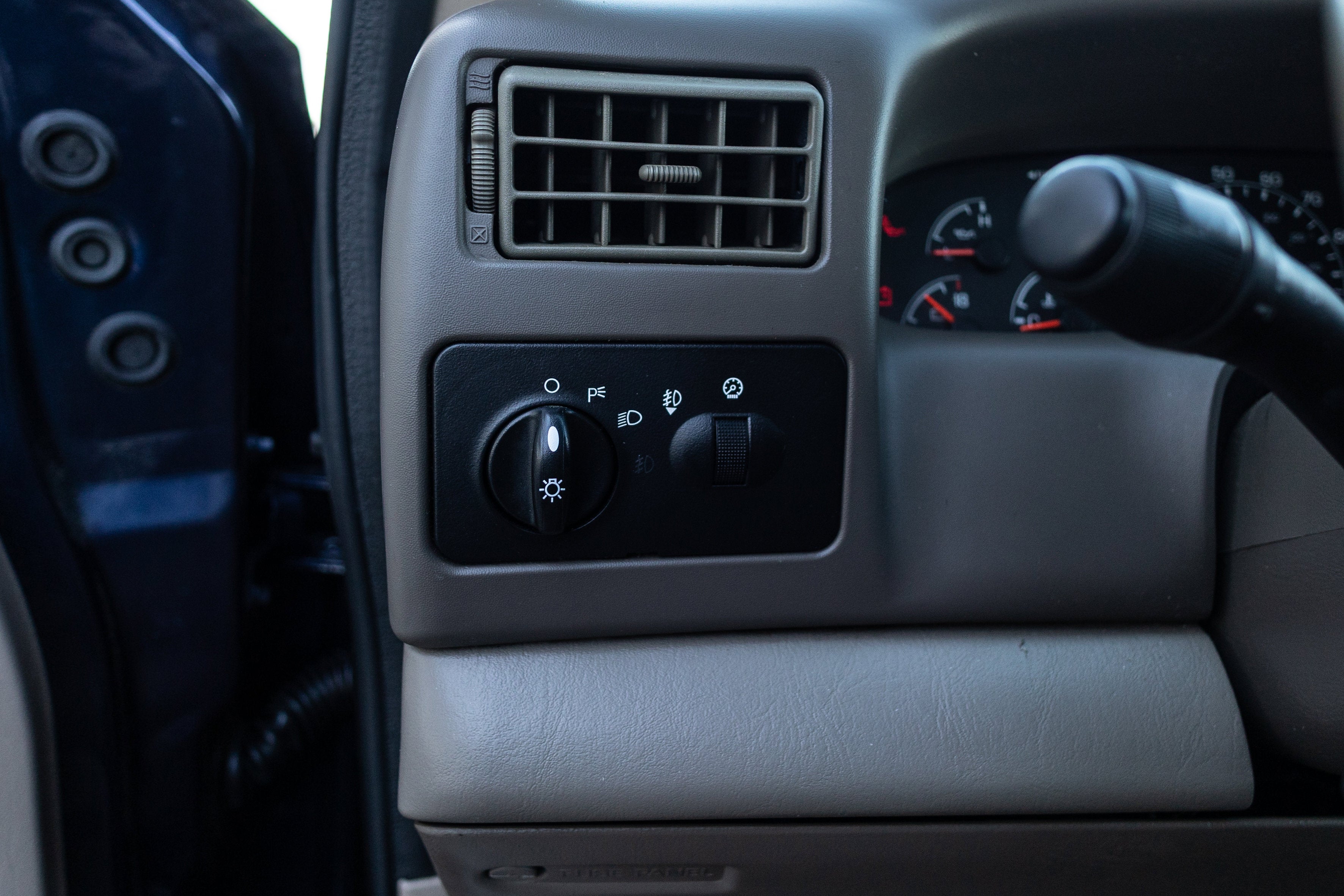 2001 Ford Super Duty F-250 Lariat