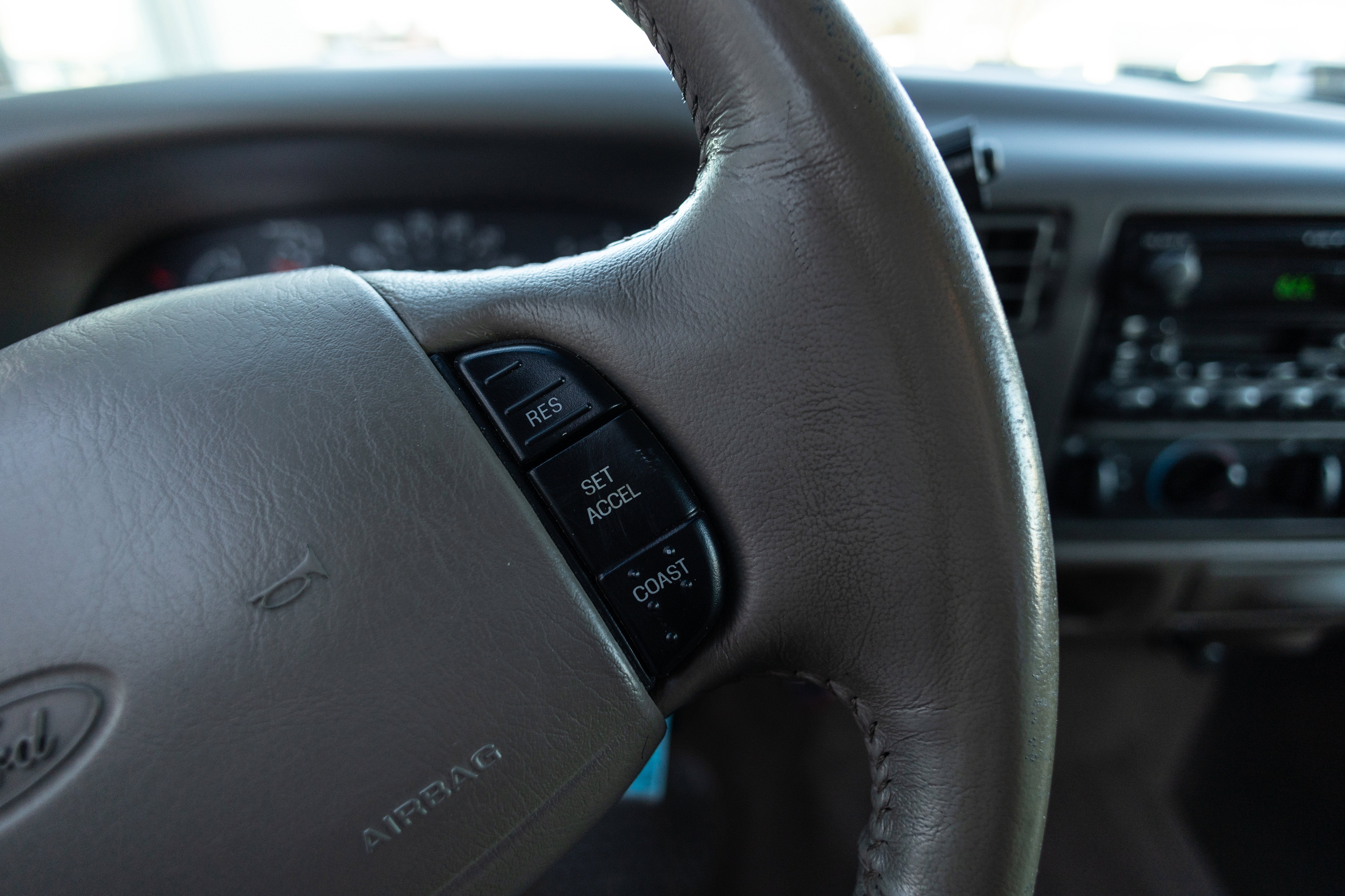 2001 Ford Super Duty F-250 Lariat