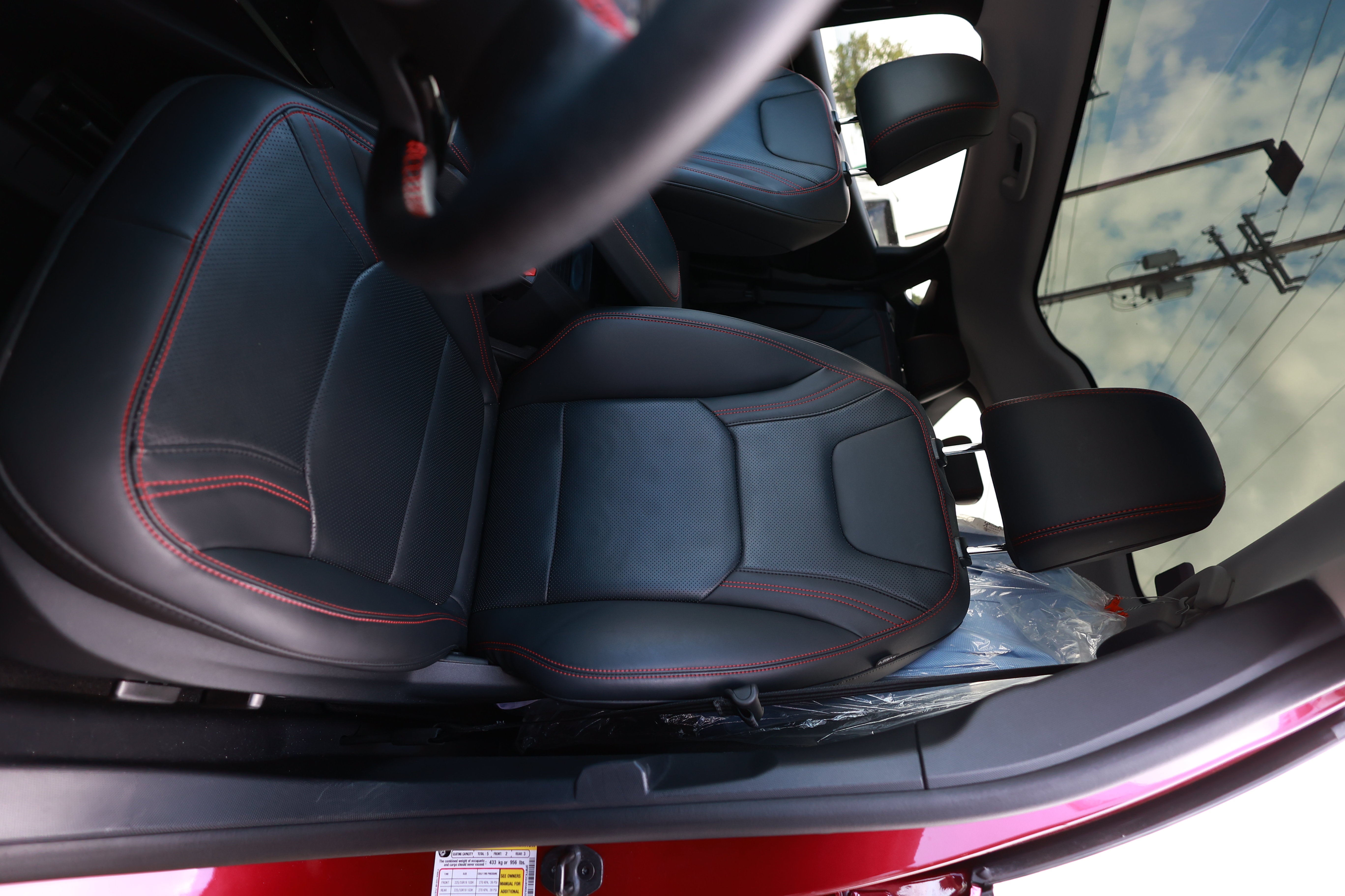 2025 Ford Mustang Mach-E Premium