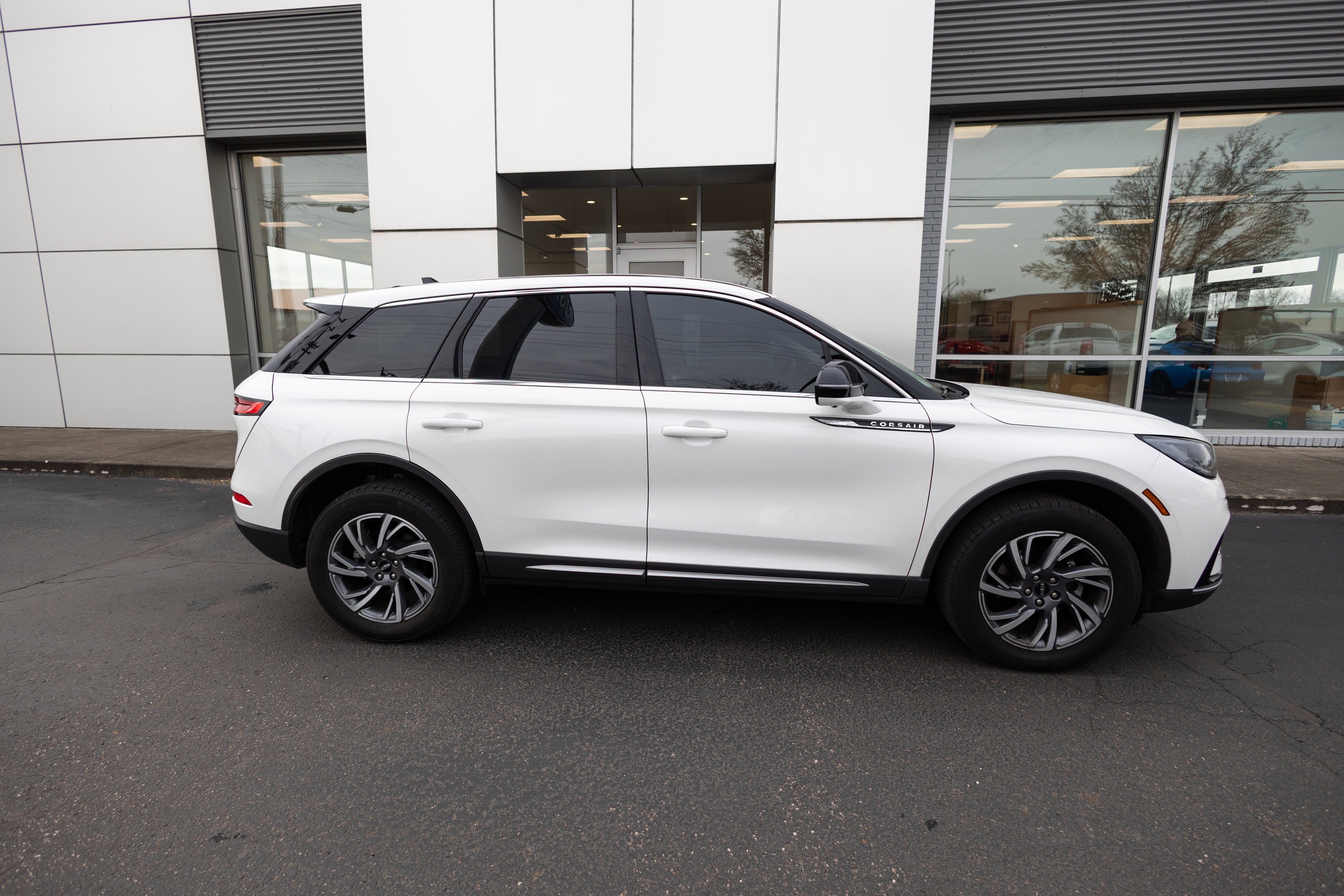 2023 Lincoln Corsair Standard