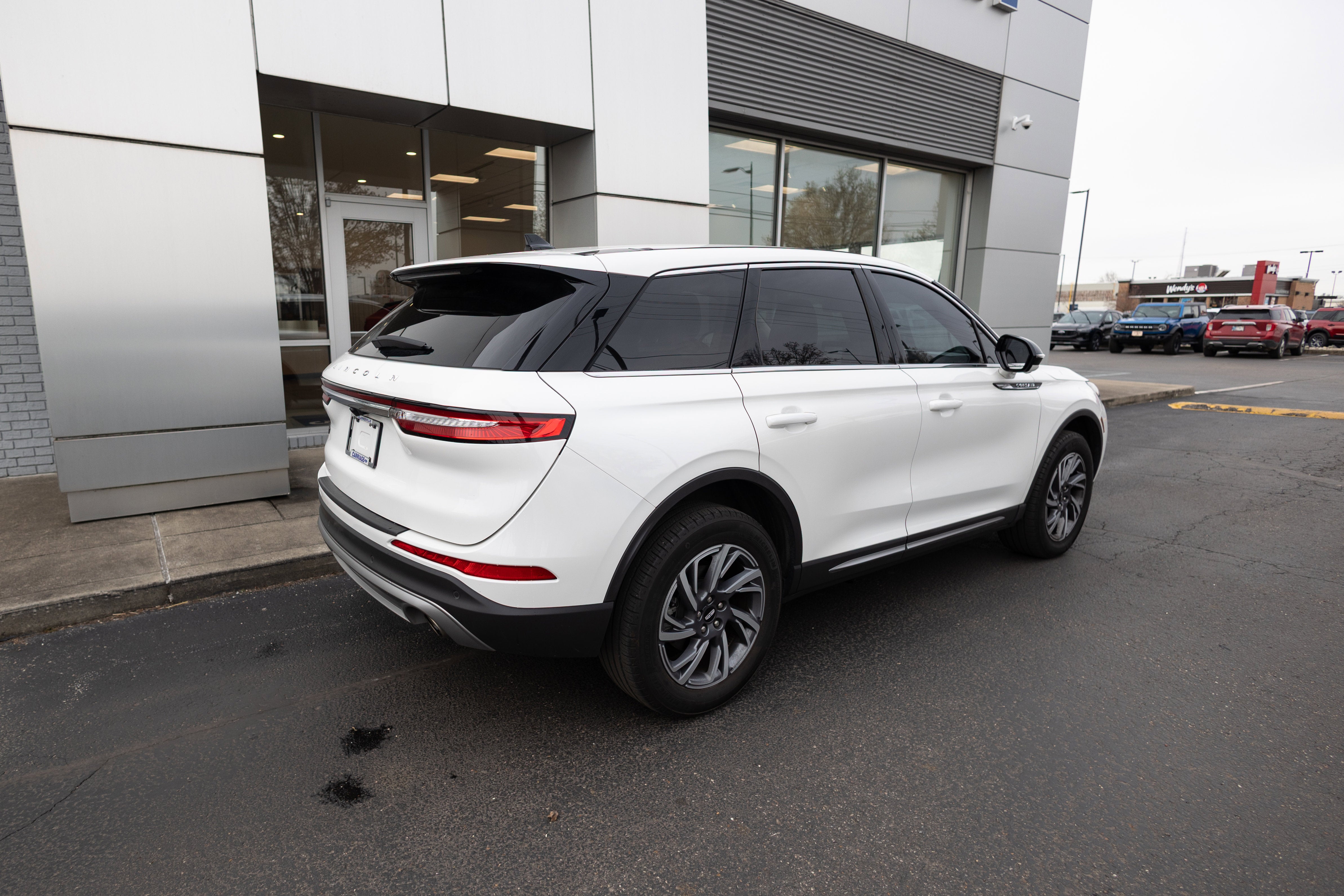 2023 Lincoln Corsair Standard