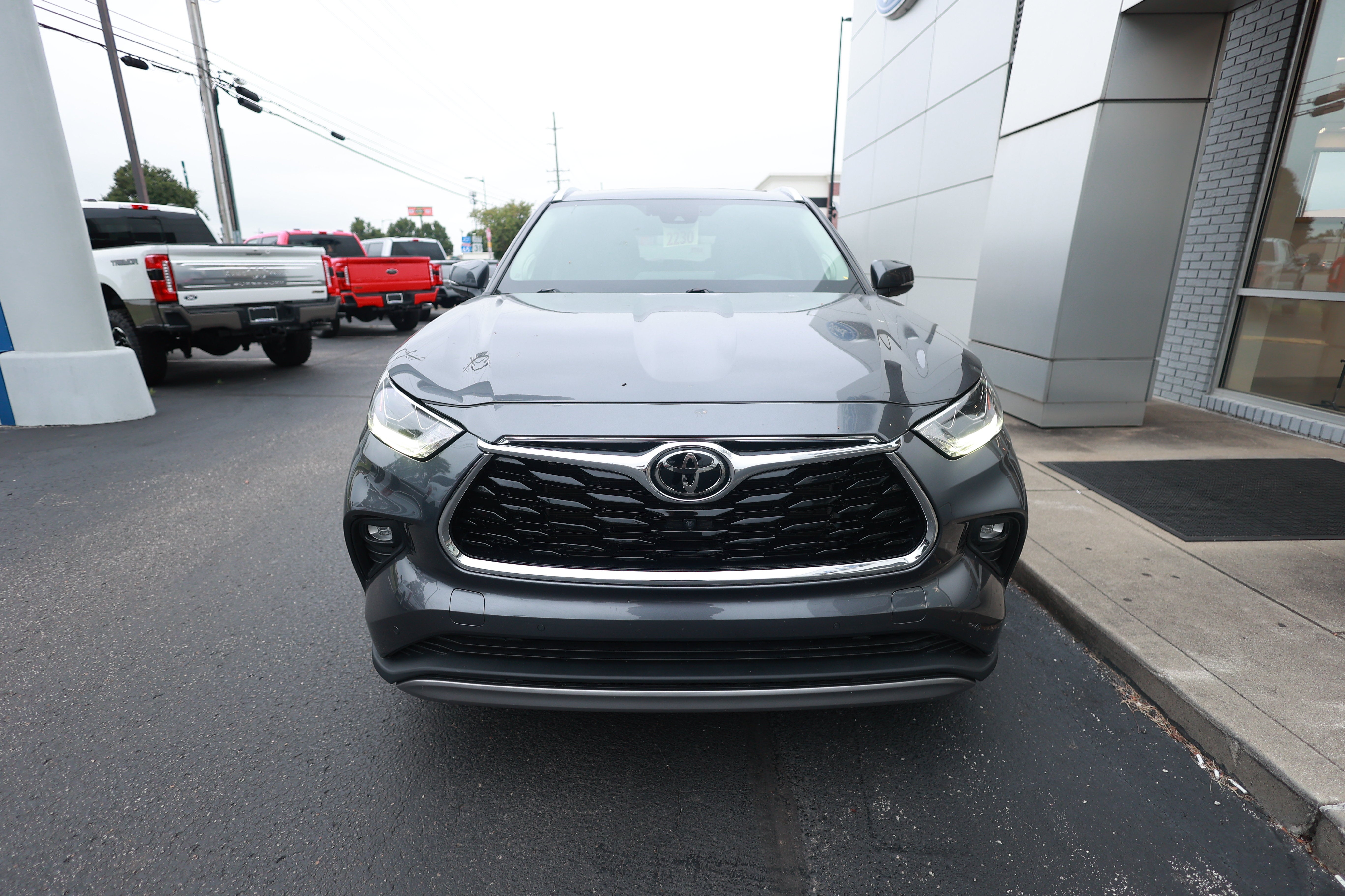 2021 Toyota Highlander Platinum