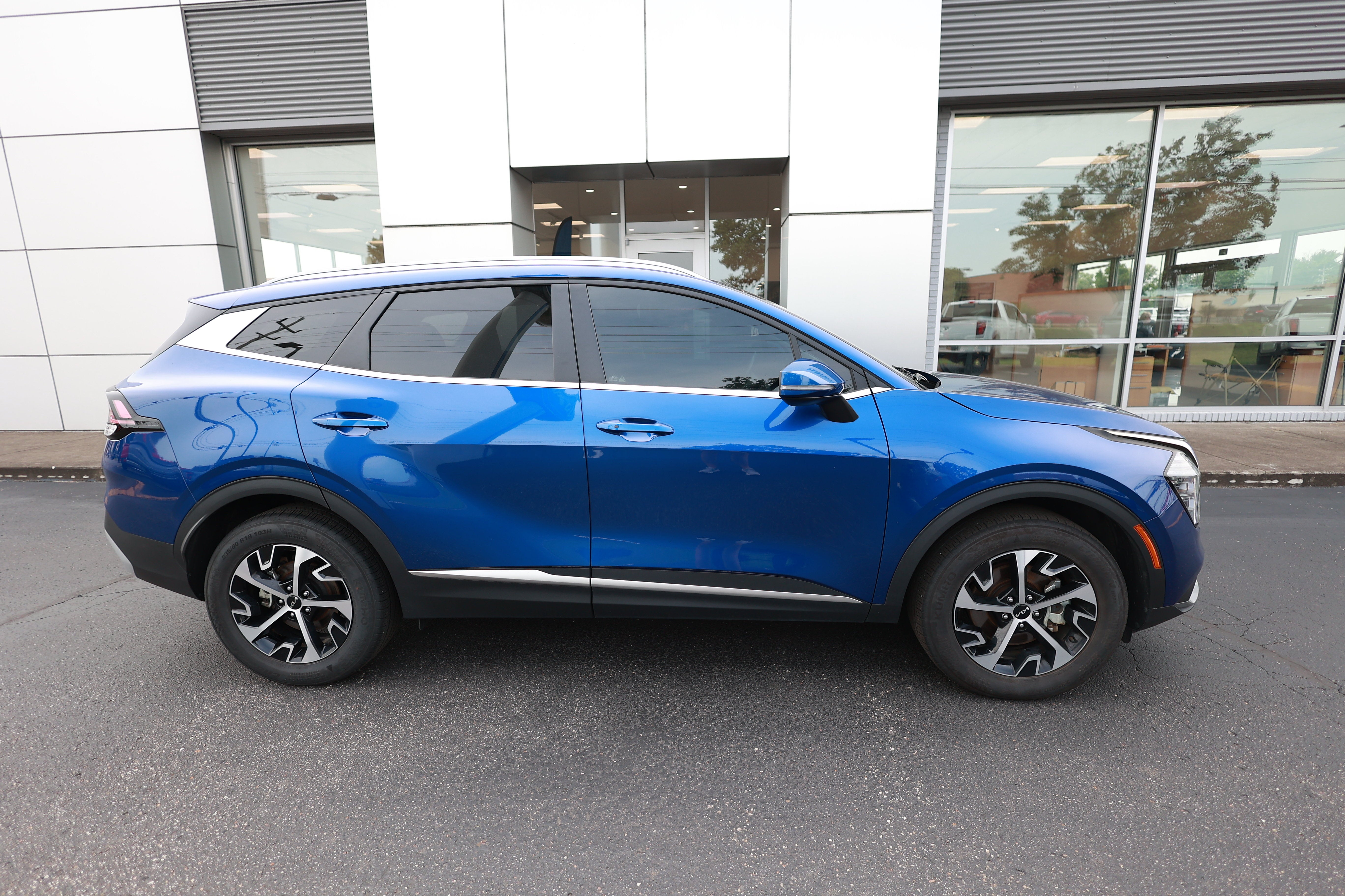 2025 Kia Sportage EX